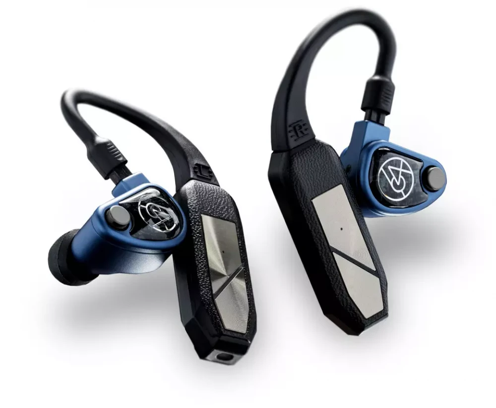 iFi Audio GO pod – беспроводной адаптер для внутриканальных наушников