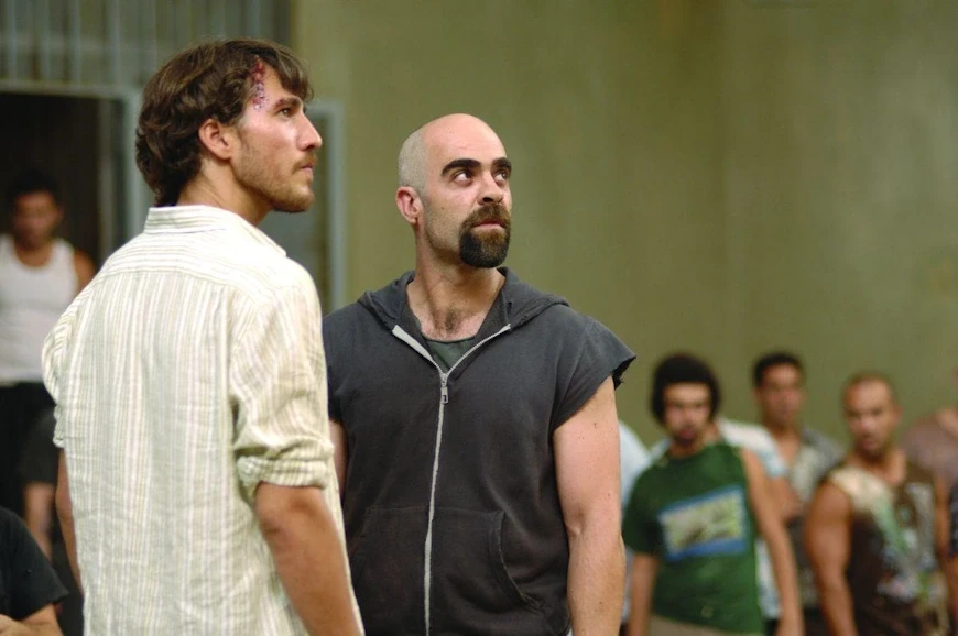 26. Камера 211 / Celda 211 (2009)