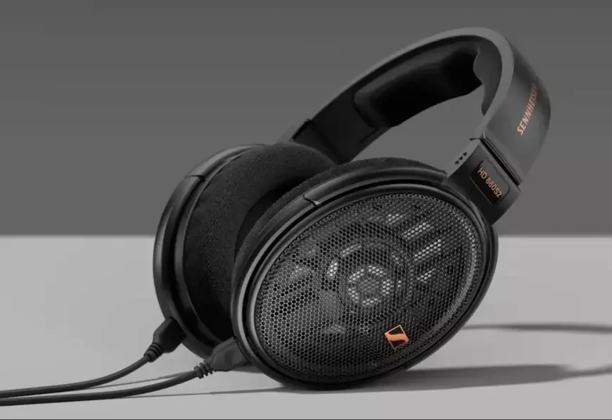 3. Sennheiser HD 660S2