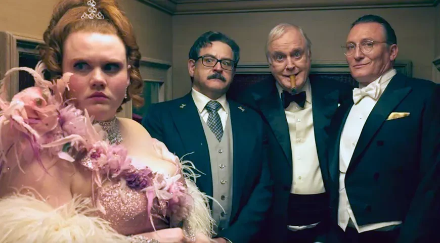 Дворец / The Palace (2023)