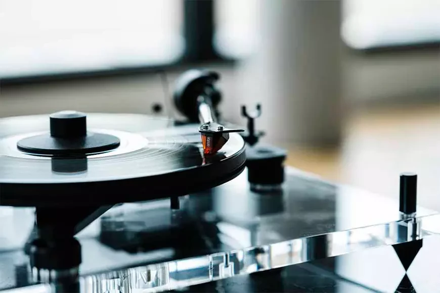 Проигрыватель виниловых пластинок Pro-Ject Perspective Final Edition