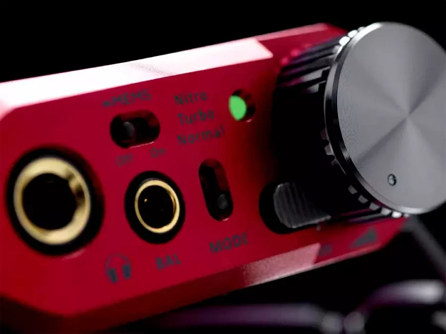 Портативный ЦАП/усилитель для наушников iFi iDSD Diablo 2