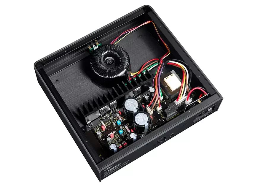 Предварительный усилитель KECES S4