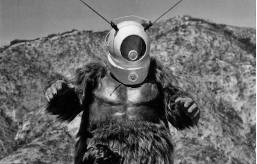 9. Робот-монстр / Robot Monster (1953)