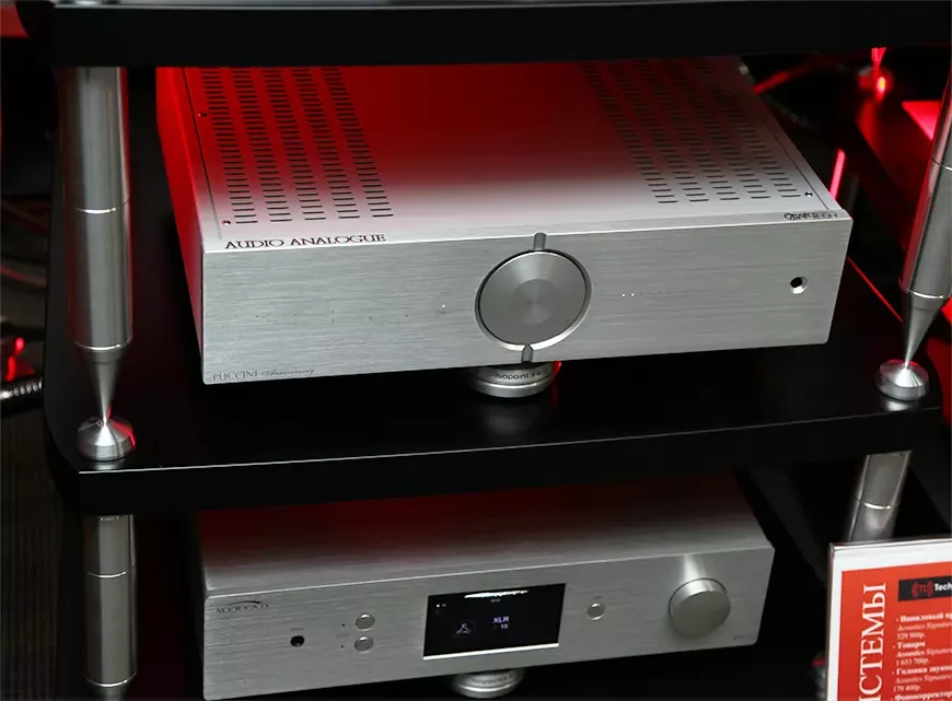 Интегральные усилители Audio Analogue Puccini Anniversary и Myryad Z-350