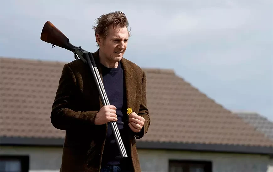 Последний наёмник / In the Land of Saints and Sinners (2023)