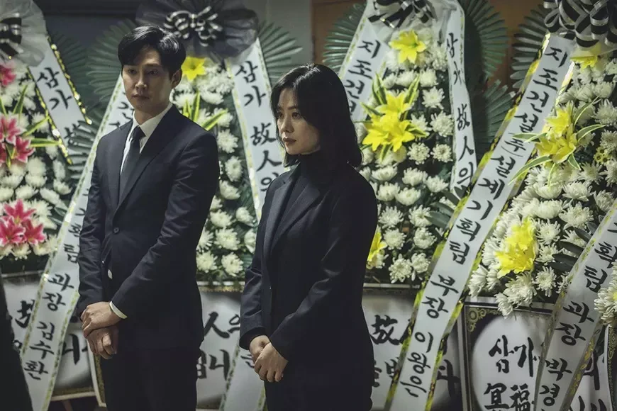 Фамильное кладбище / Seonsan (2024)