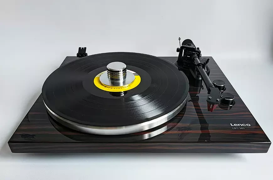 Проигрыватель виниловых пластинок Lenco LBT-345WA