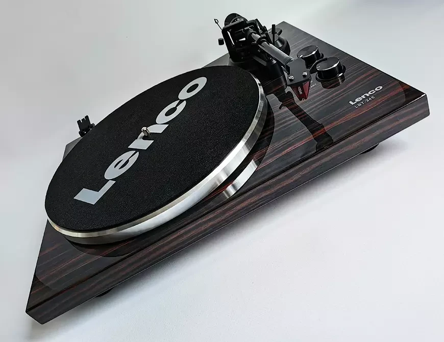 Проигрыватель виниловых пластинок Lenco LBT-345WA