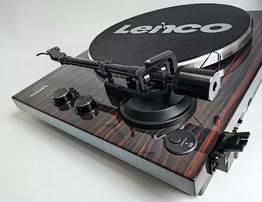 Проигрыватель виниловых пластинок Lenco LBT-345WA