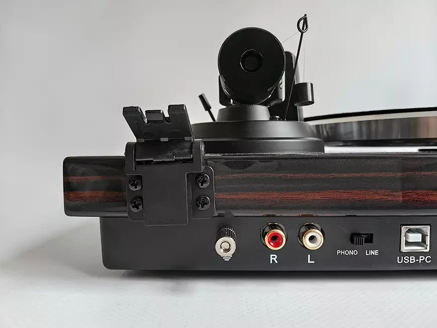 Проигрыватель виниловых пластинок Lenco LBT-345WA