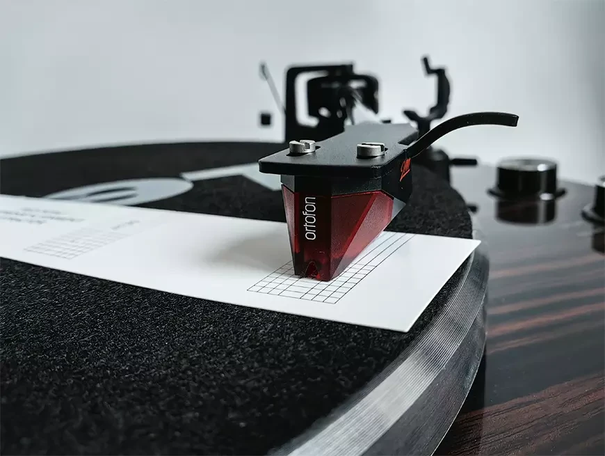 Проигрыватель виниловых пластинок Lenco LBT-345WA