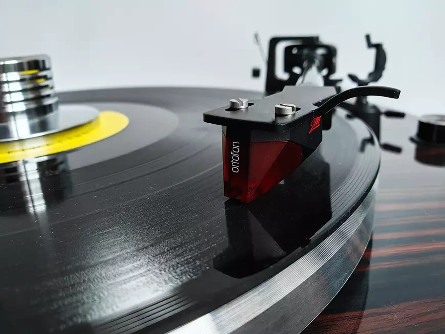 Проигрыватель виниловых пластинок Lenco LBT-345WA