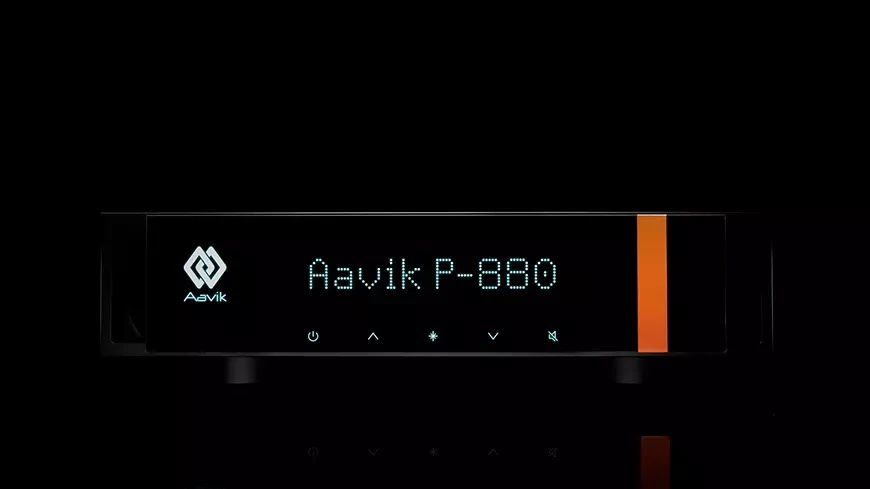 1. Aavik P-880