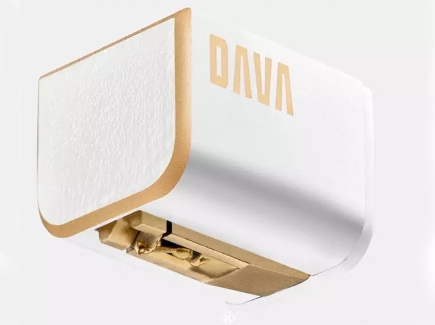 1. MC-картридж с подмагничиванием DaVa Soul Field Coil Cartridge