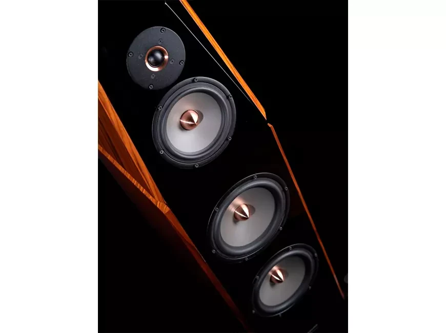 Акустические системы Pearl Graphene Ultra от Joseph Audio