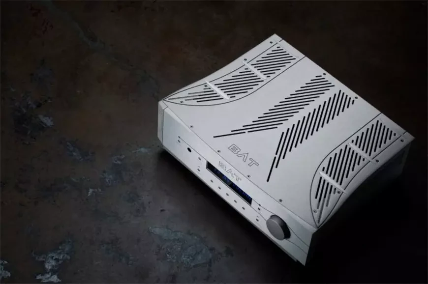 Предварительный усилитель BAT VK-85