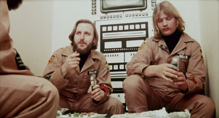 9.	Тёмная Звезда / Dark Star (1974)