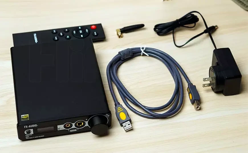 ЦАП и усилитель для наушников FX Audio DR07