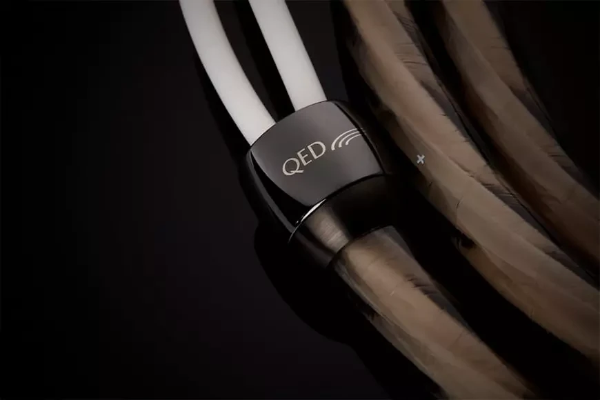 &nbsp; Акустические кабели QED Supremus Zr