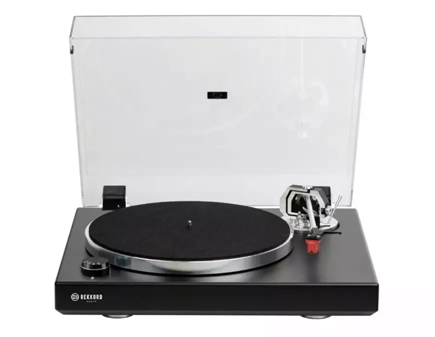 Проигрыватель виниловых пластинок Rekkord M600