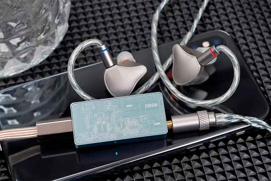 Портативный ЦАП/усилитель для наушников ROSESELSA RS9039