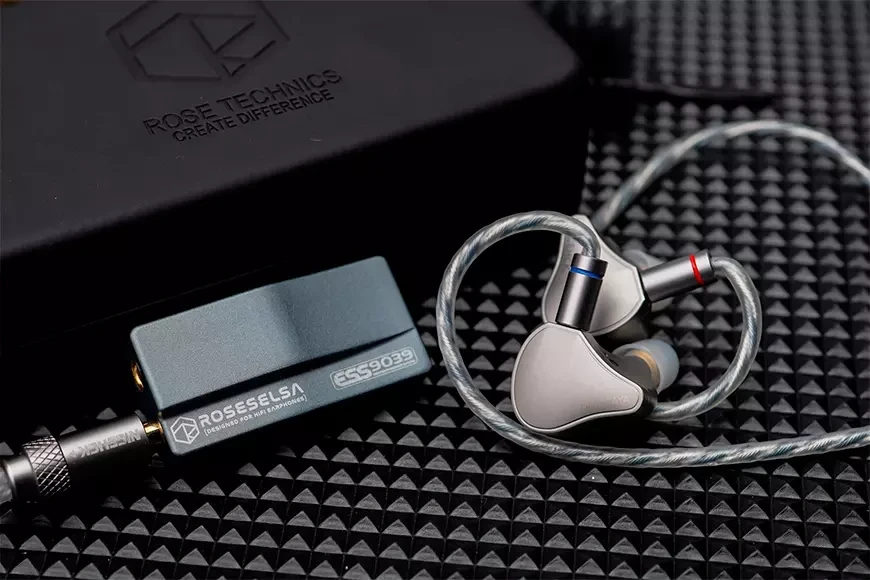 Портативный ЦАП/усилитель для наушников ROSESELSA RS9039