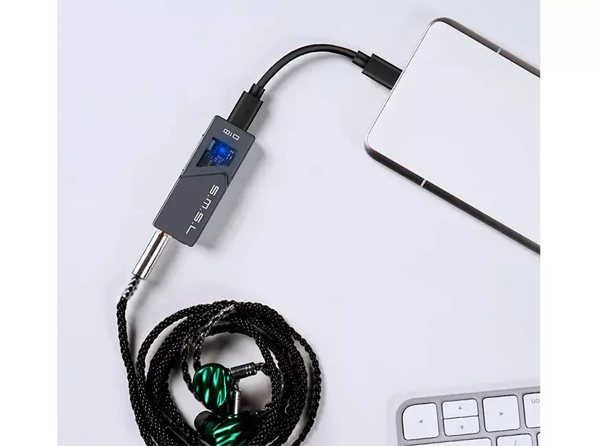 Портативный ЦАП/усилитель для наушников SMSL D10