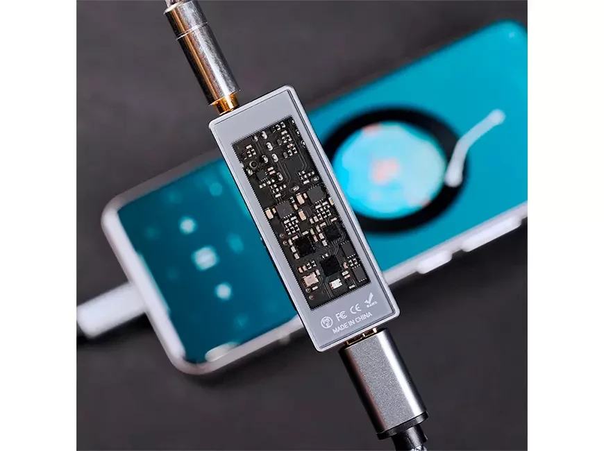 Портативный ЦАП/усилитель для наушников SMSL D10