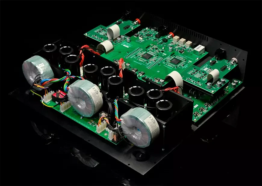 Предварительный усилитель Playback Designs MPD-8AI