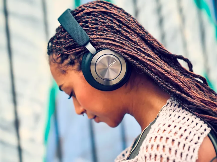 Беспроводные накладные наушники DALI IO-8