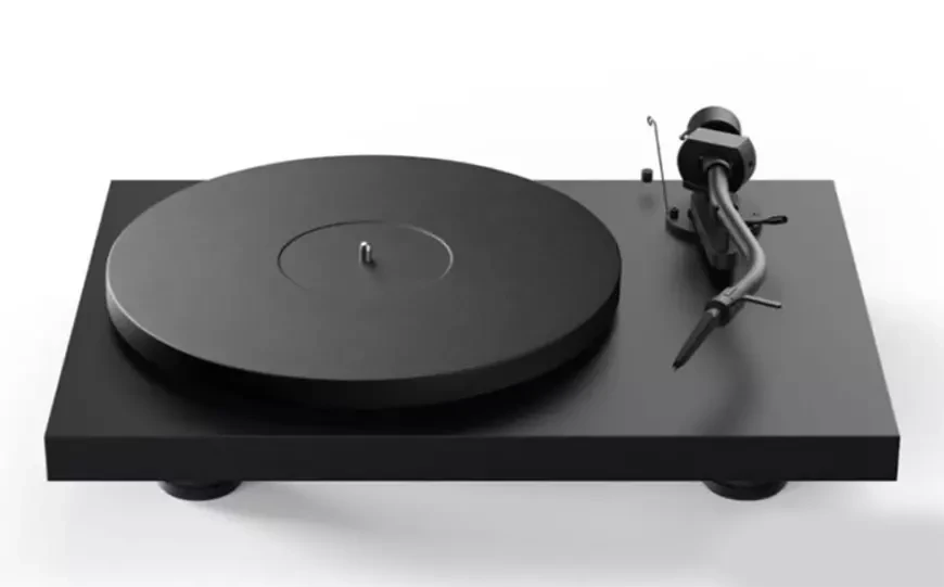 Проигрыватель виниловых пластинок Pro-Ject Debut PRO S Balanced