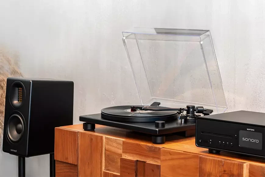 Полуавтоматический проигрыватель виниловых пластинок Sonoro Platinum Automatic EAS