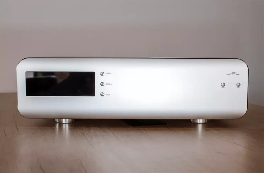 APL Hi-Fi Pure DSD Galactic Reference – балансный ЦАП с ламповым выходным каскадом