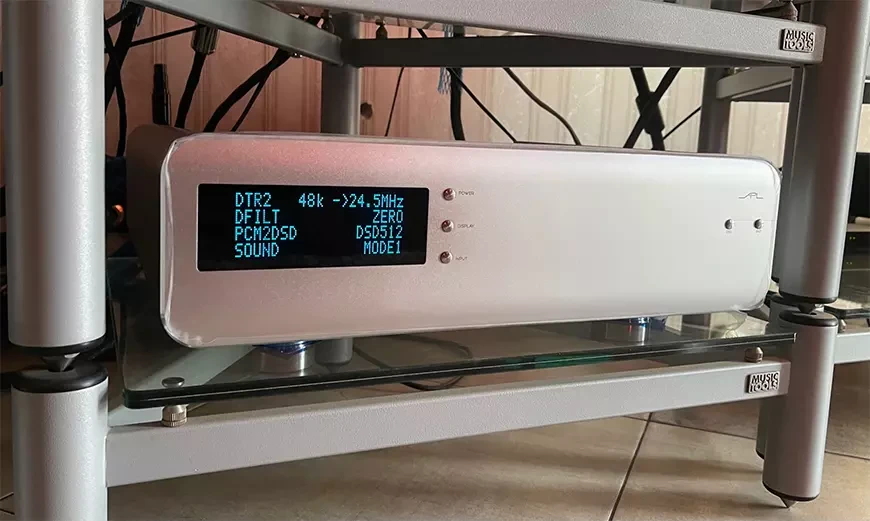 APL Hi-Fi Pure DSD Galactic Reference – балансный ЦАП с ламповым выходным каскадом