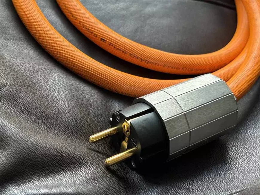 Силовой кабель DM Connect Manhattan M1