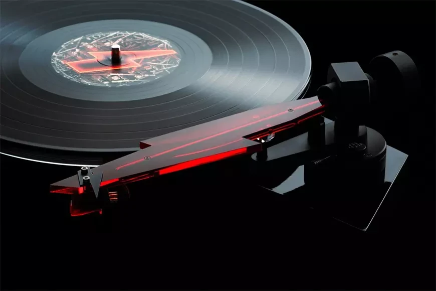 Проигрыватель виниловых пластинок Pro-Ject AC/DC