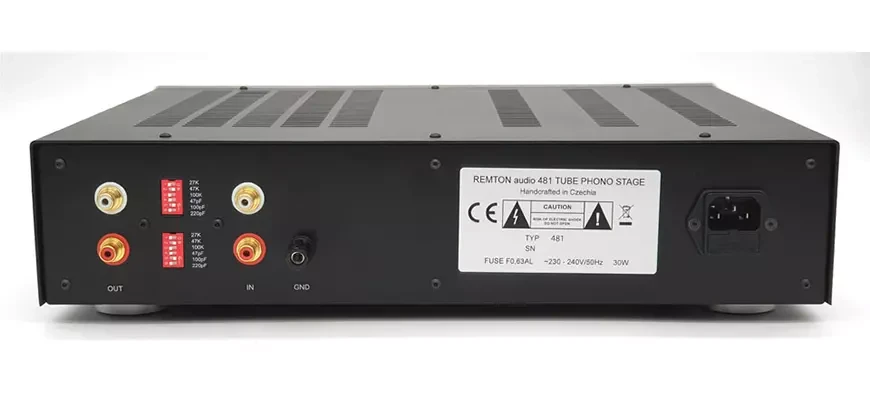 Ламповый фонокорректор Remton 481