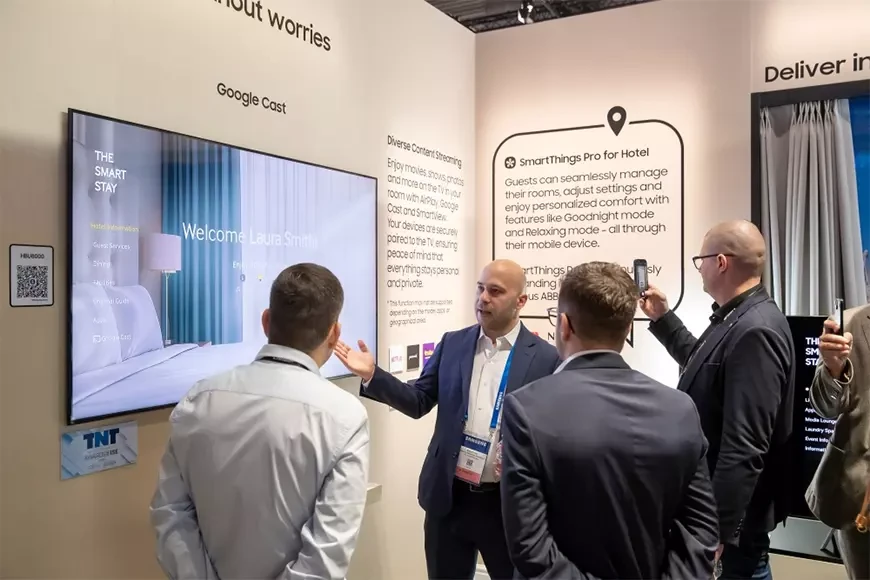 ISE 2025 – взгляд изнутри. Samsung показала будущее коммерческих дисплеев