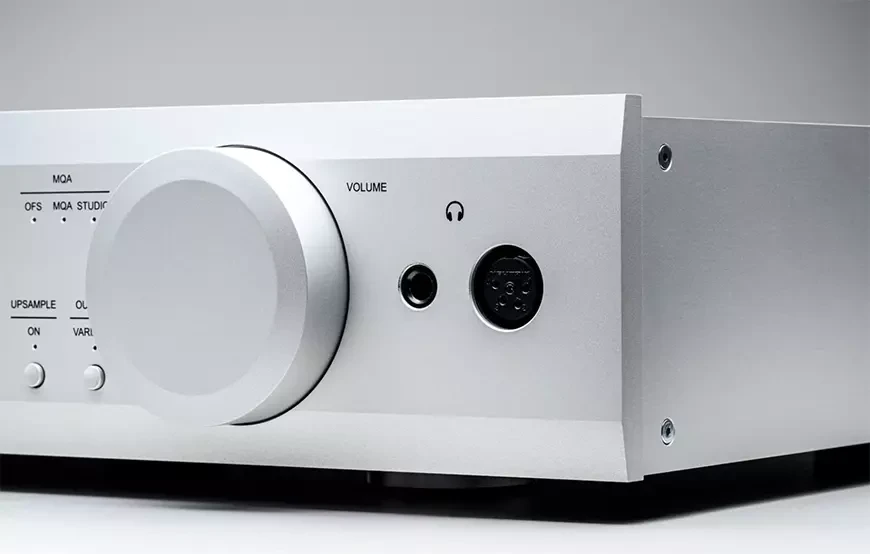 Внешний ЦАП с усилителем для наушников Musical Fidelity M8x