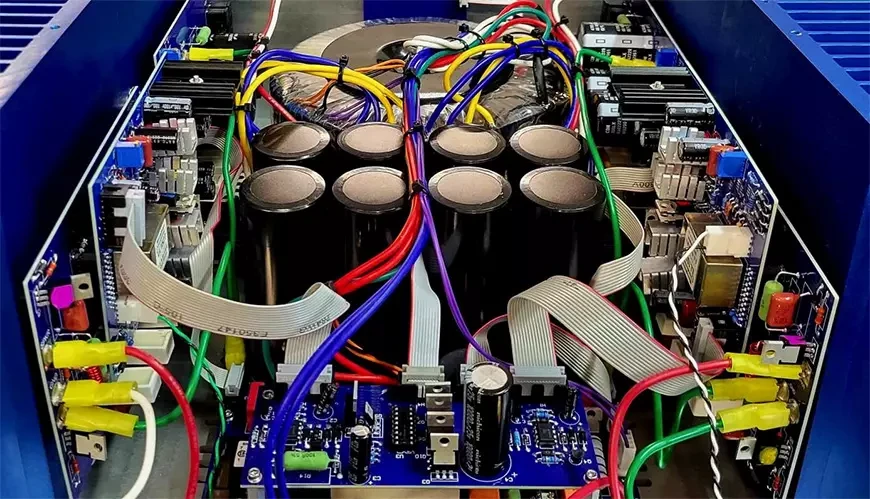 ModWright KWA 300 – стереофонический транзисторный усилитель мощности