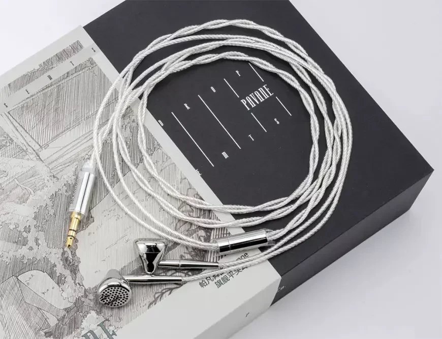 Флагманские внутриканальные наушники Moondrop Pavane