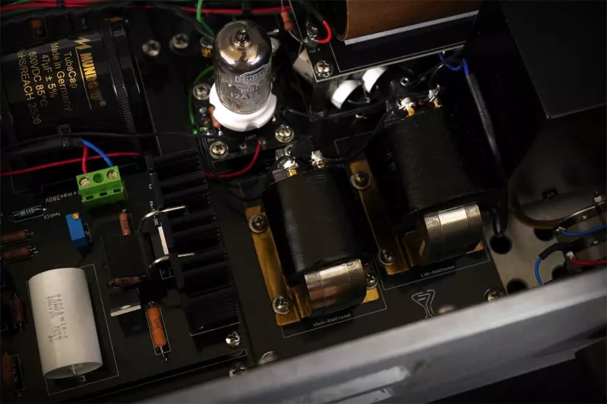 Ламповый двухблочный фонокорректор Treehaus Audiolab LCR Phono