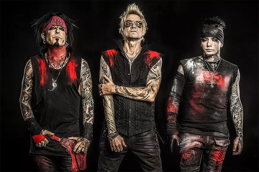 Группа Sixx:A.M.