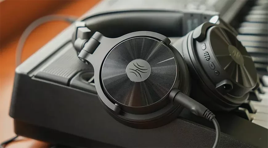 Полноразмерные беспроводные наушники OneOdio Studio Max 1