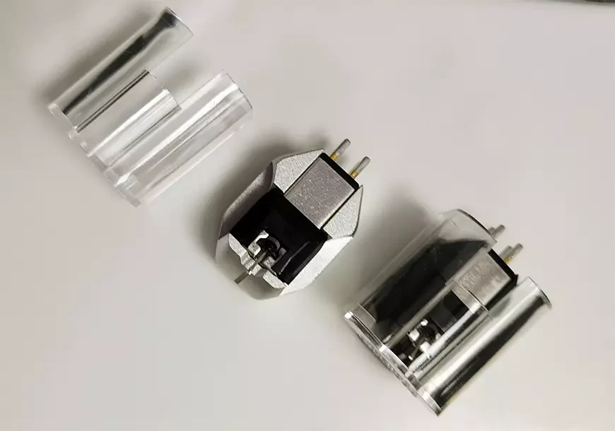 Головка звукоснимателя с подвижным магнитом Clearaudio N1