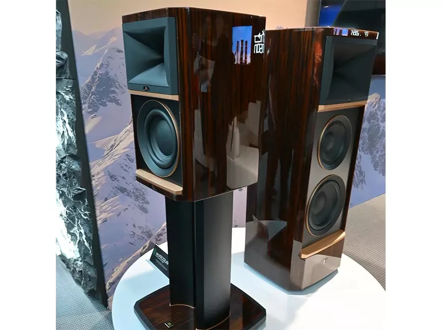 Новые модели акустических систем серии JBL Summit