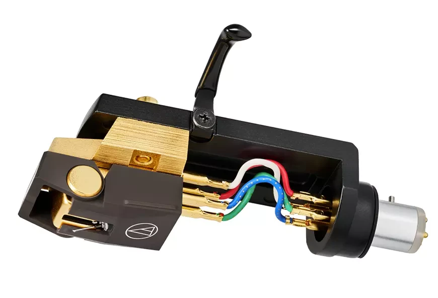 Audio-Technica представила в Мюнхене обновленную серию картриджей AT-VMx