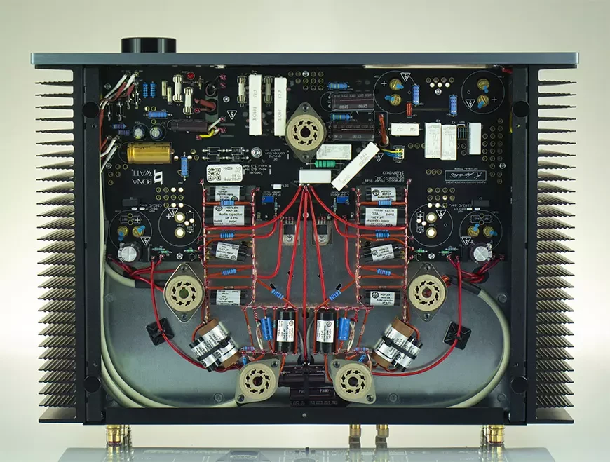 Однотактный ламповый интегральный усилитель BonaWatt Tamesis