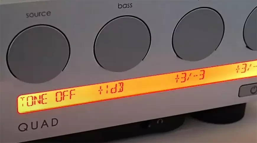 Интегральный усилитель со встроенным ЦАП Quad 3